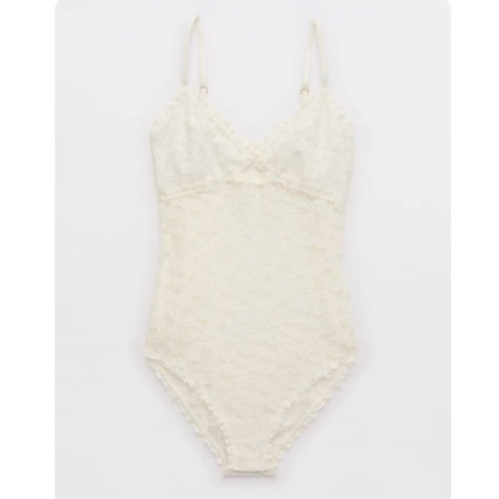 aerie Show Off Vintage Lace Cutout Bodysuit XXL in Soft Muslim